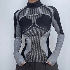 High neck long sleeve contrast print gloves top