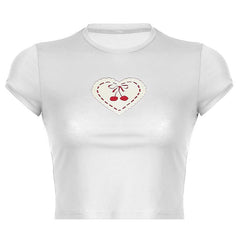 Short sleeve heart print crewneck crop top