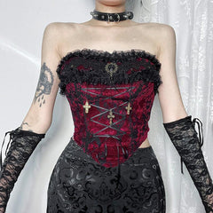 Lace hem cross pendant ruffle tube top