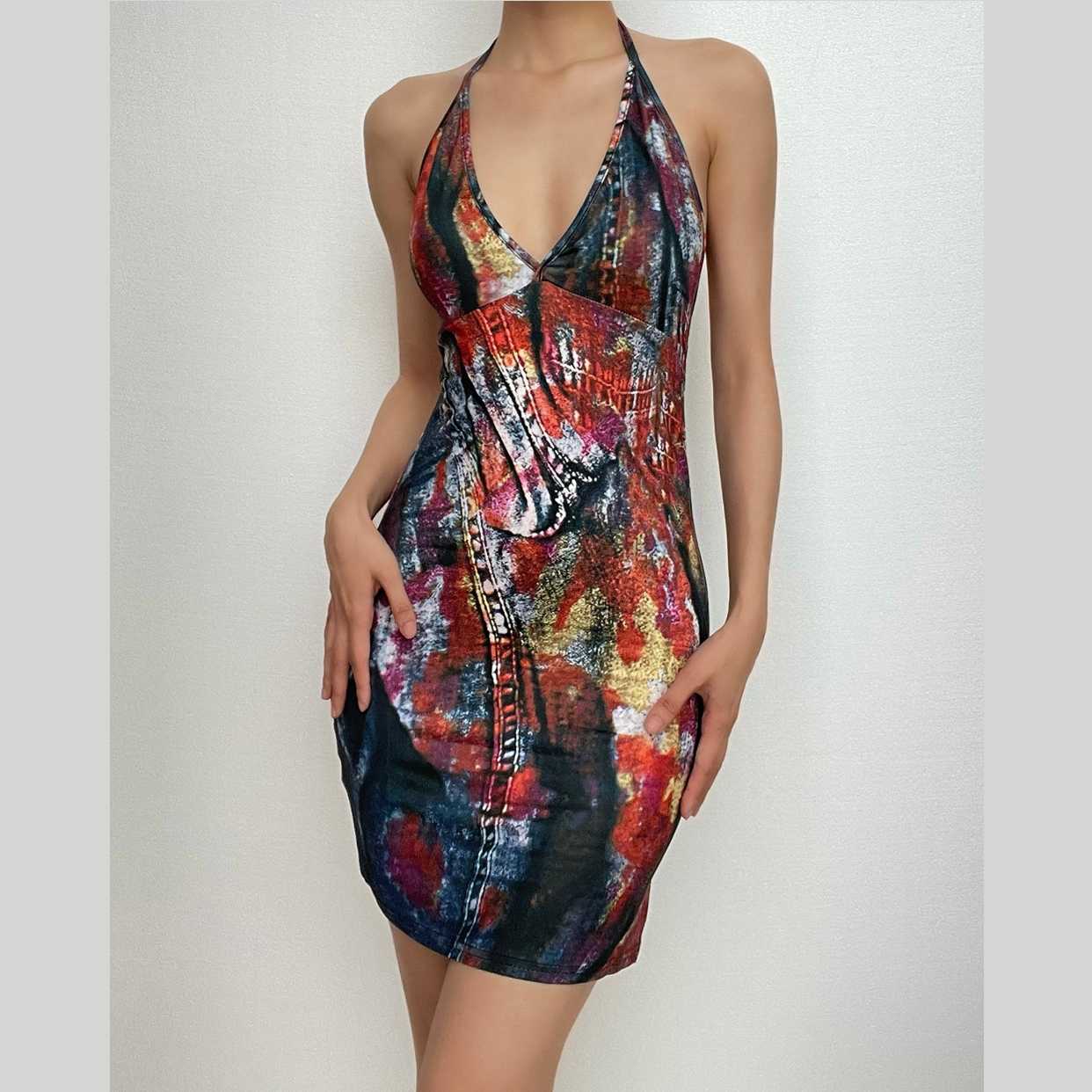 Backless halter self tie v neck contrast print mini dress  | red tango dress