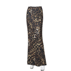 Leopard print contrast mini skirt