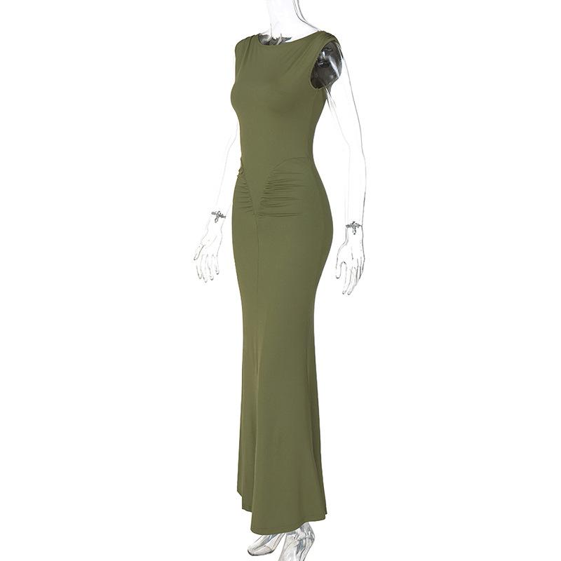 Sleeveless crewneck ruched solid maxi dress