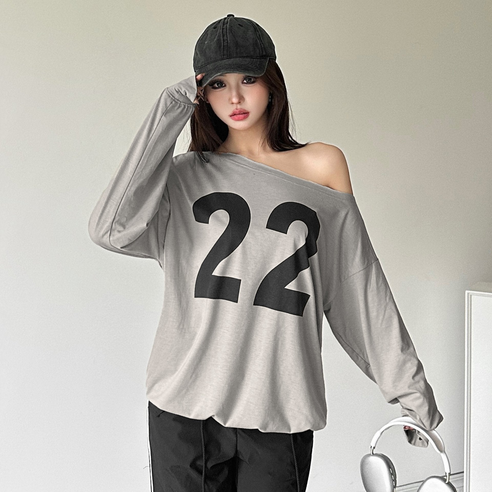 Long sleeve irregular one shoulder â€?2â€?pattern top
