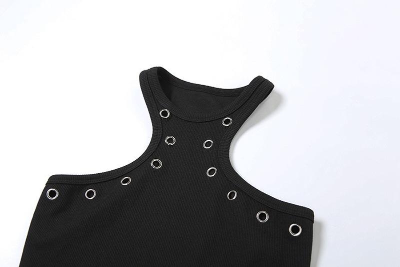 Crewneck sleeveless solid crop top