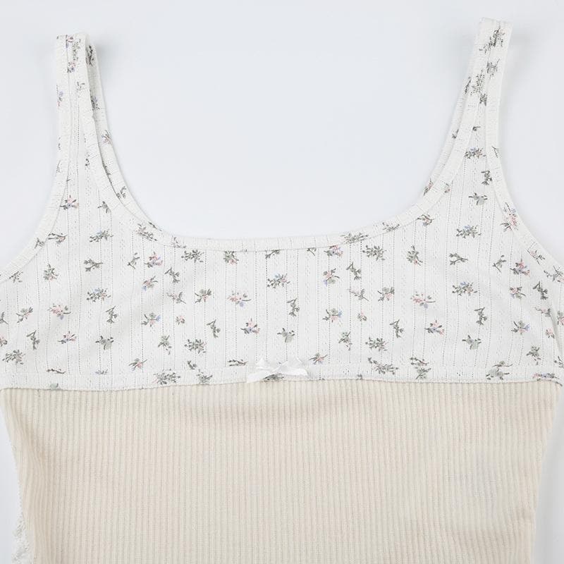 Flower print lace hem contrast sleeveless square neck top