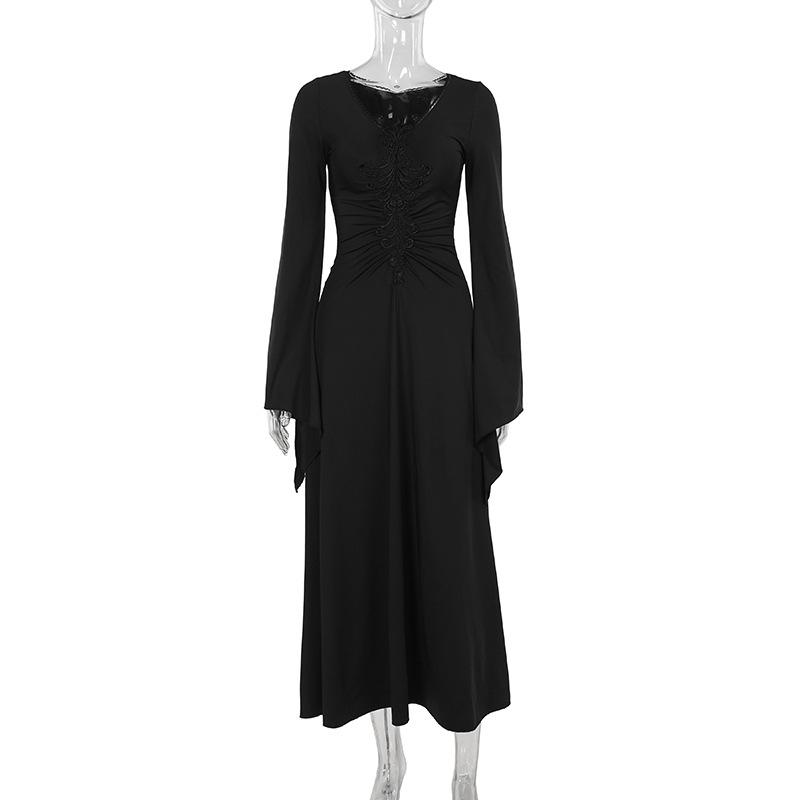 Long flared sleeve v neck embroidery maxi dress