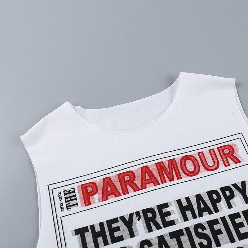 Sleeveless crewneck letter print tank crop top