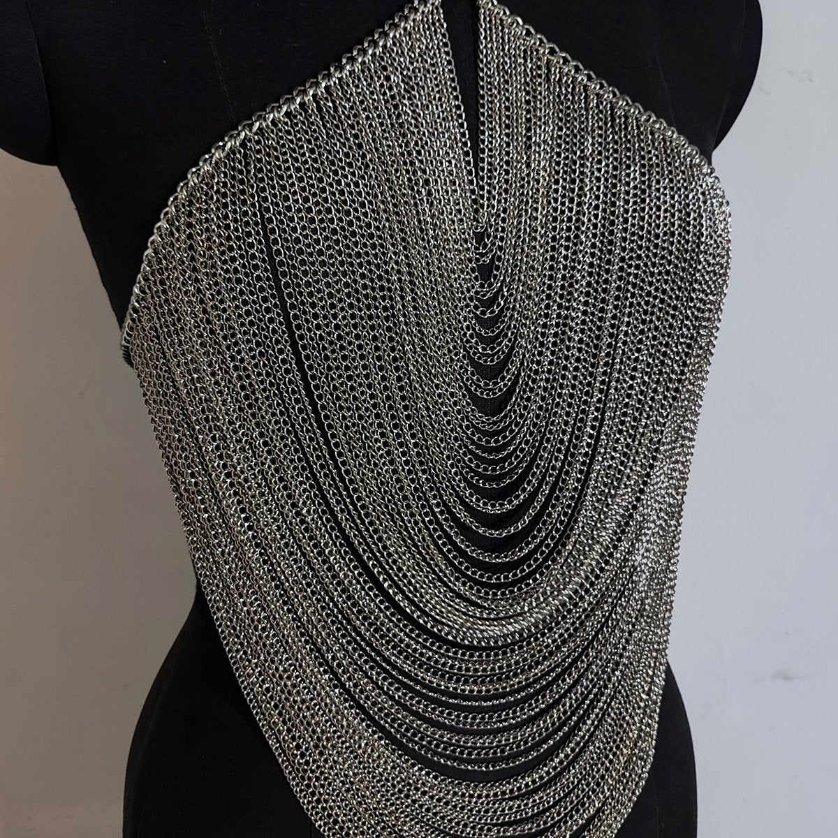Halter o ring hollow out metal chain top