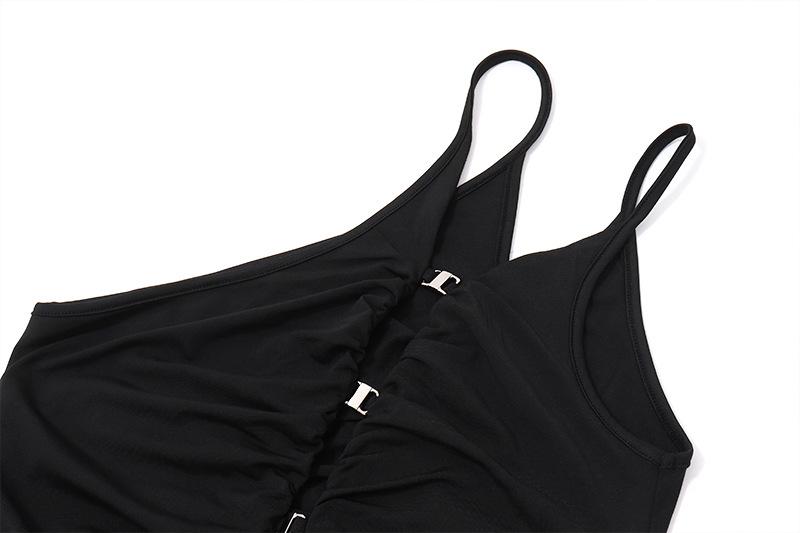 One shoulder hollow out metal buckle self tie crop top