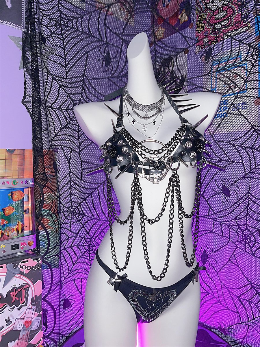 Halter rivet PU leather metal chain top