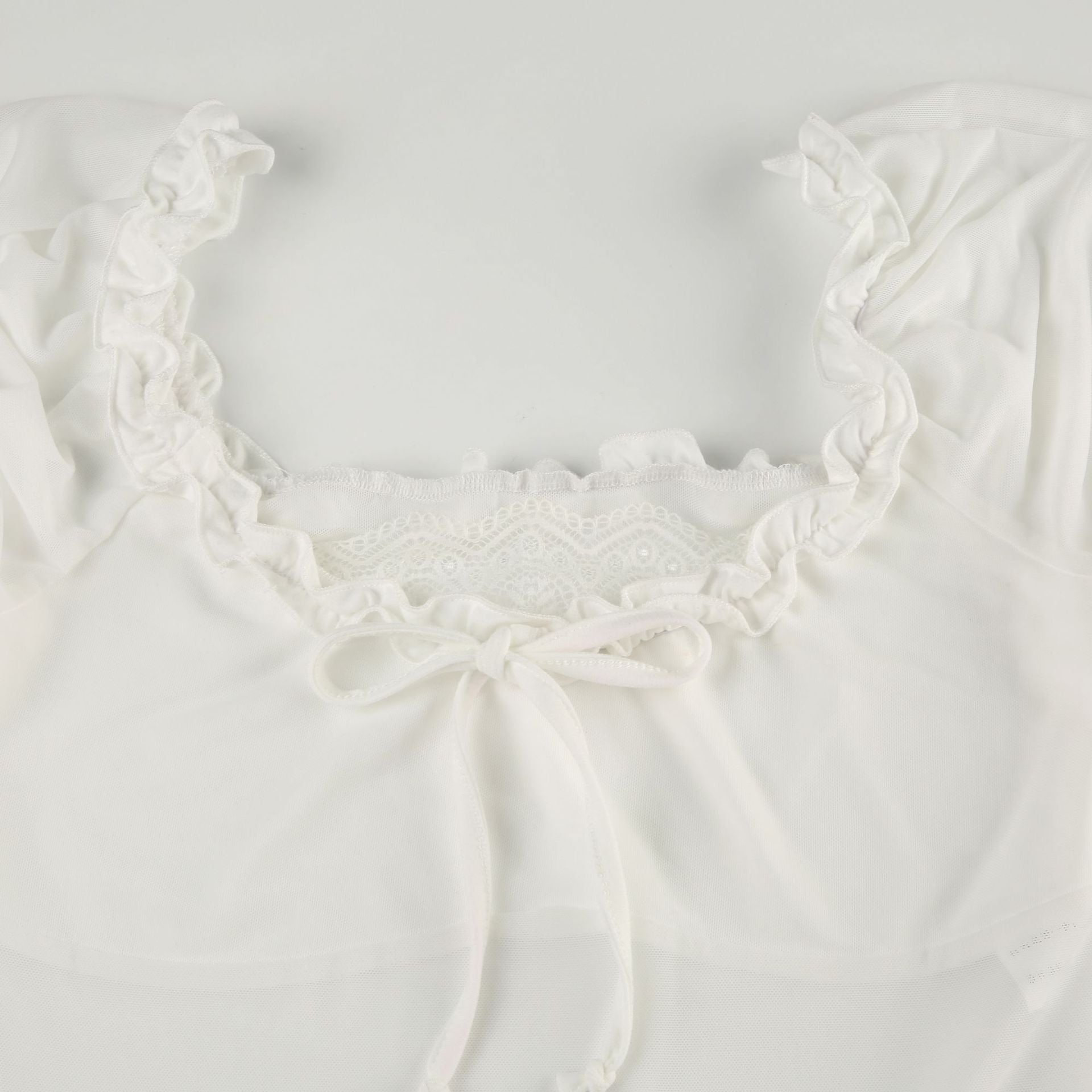 Short puff sleeve ruffle ruched knotted crop top