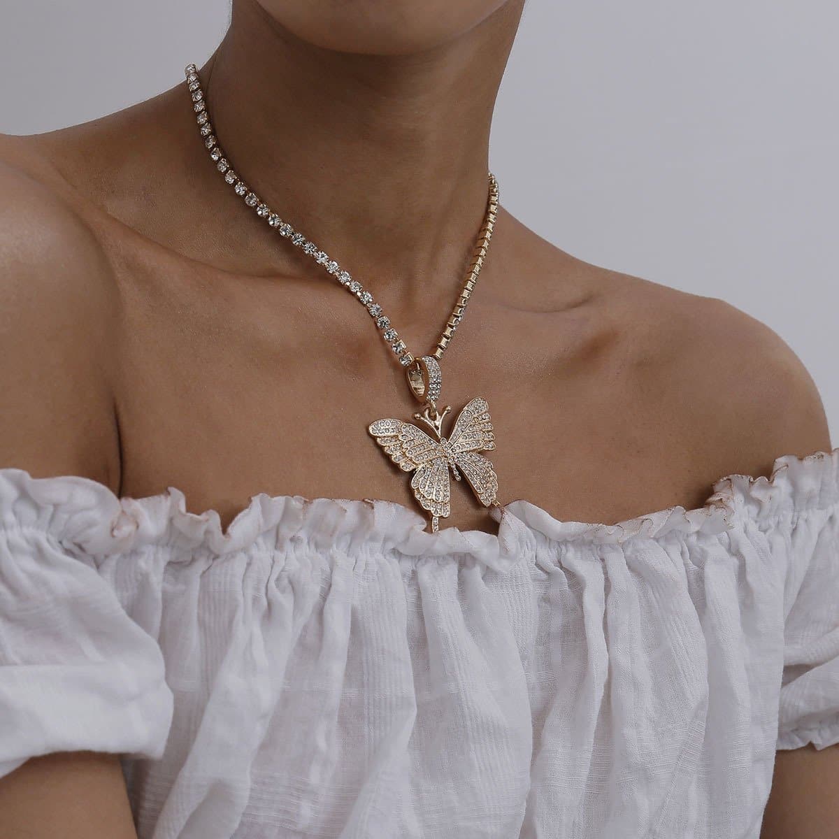 Butterfly pendant rhinestone necklace