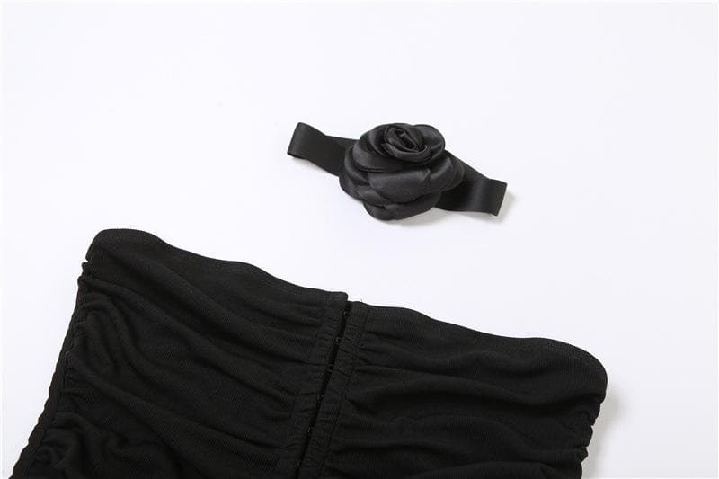 Button solid flower applique halter ruched backless tube crop top