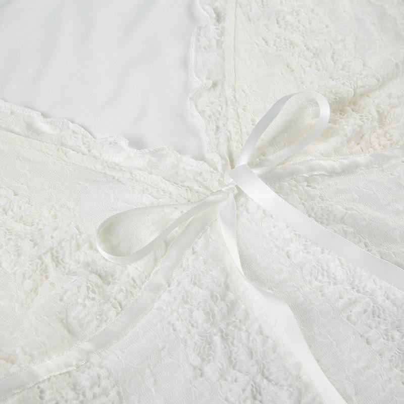 V neck long sleeve lace bowknot top