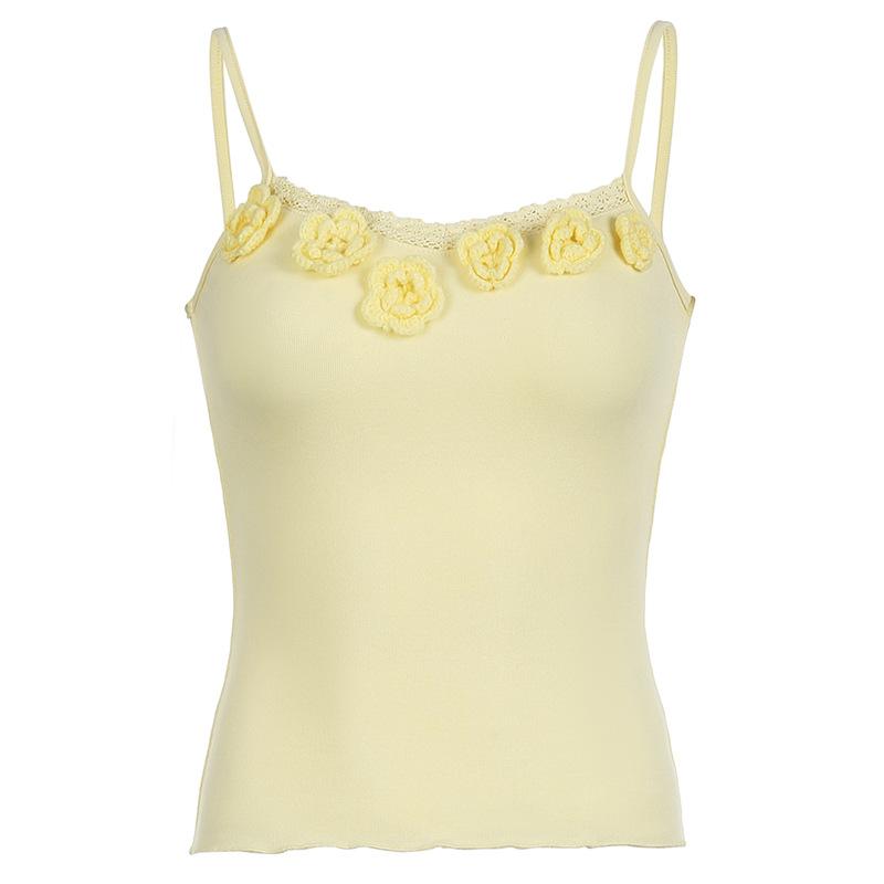 U neck lace hem flower applique cami top