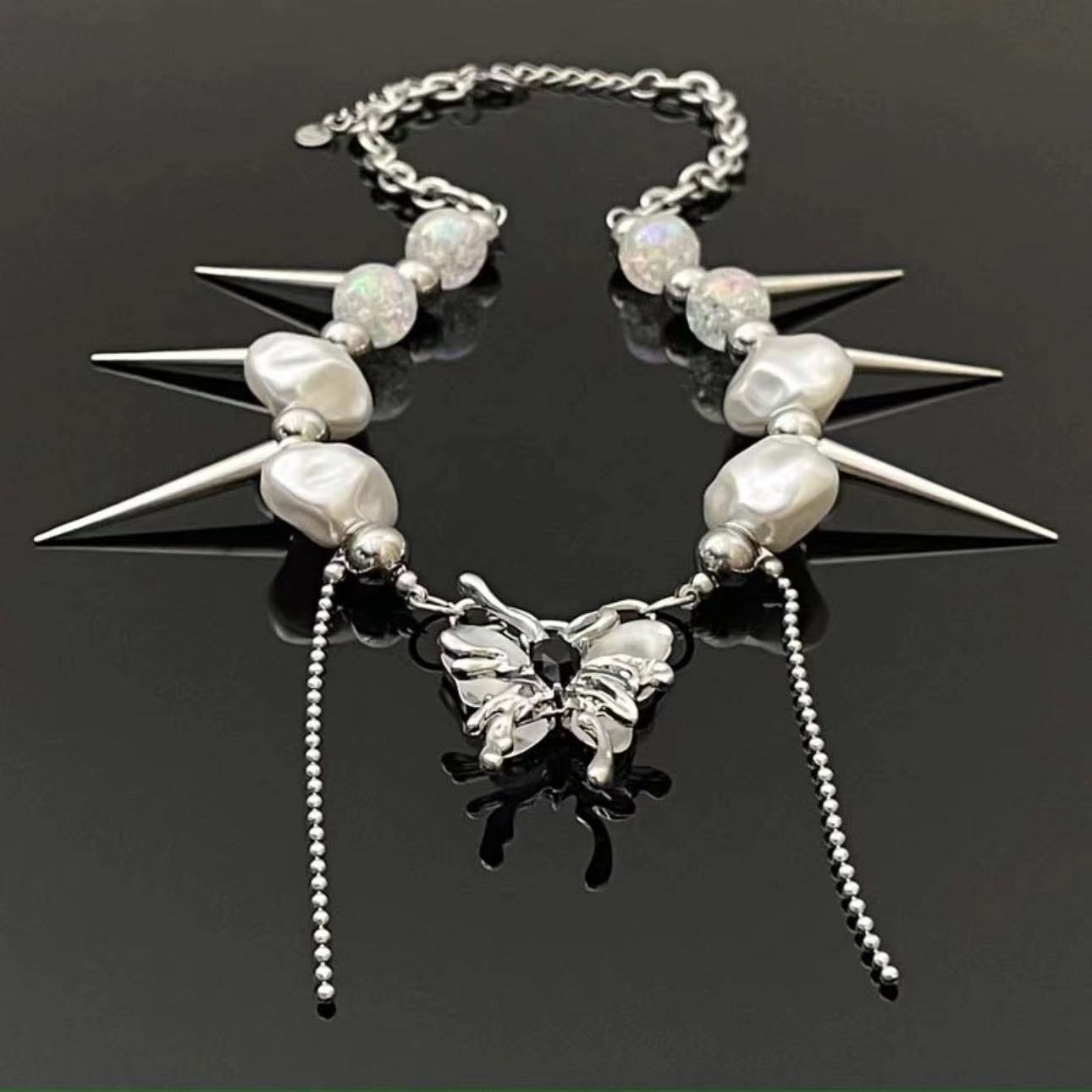 Butterfly pendant faux pearl rivet necklace