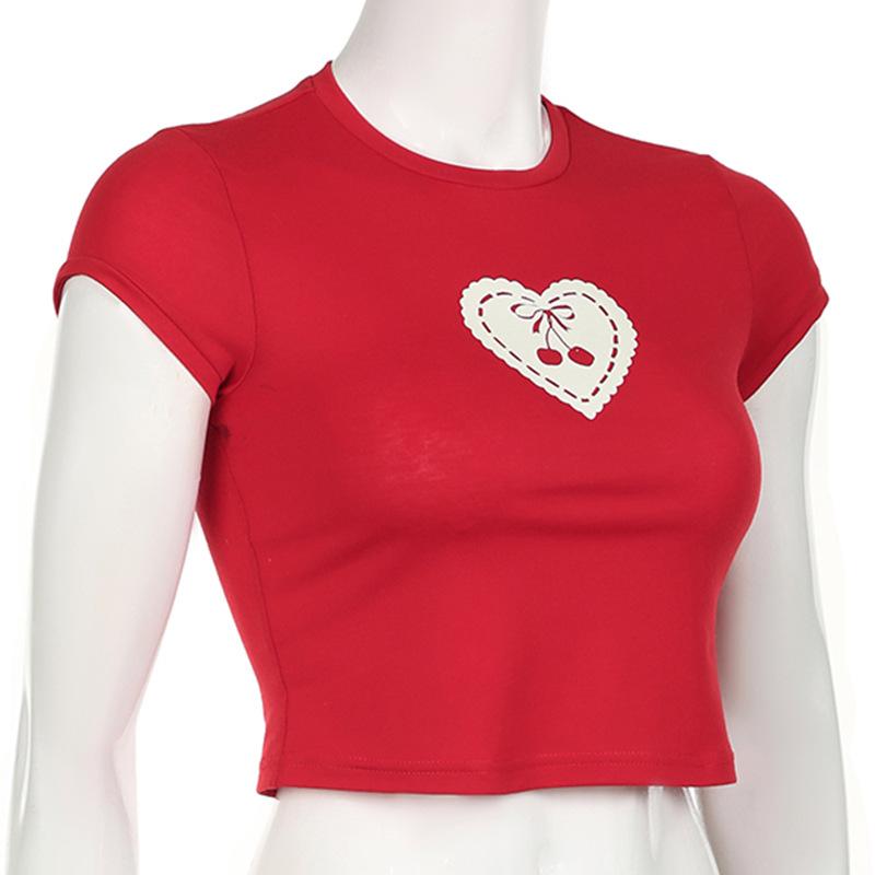 Short sleeve heart print crewneck crop top