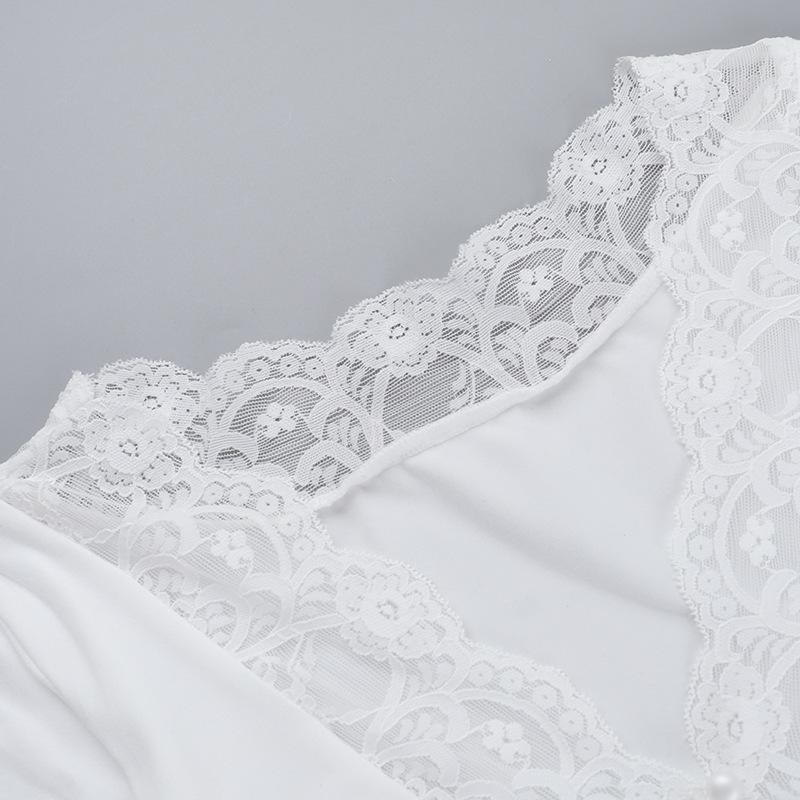 Long sleeve v neck lace hem button top