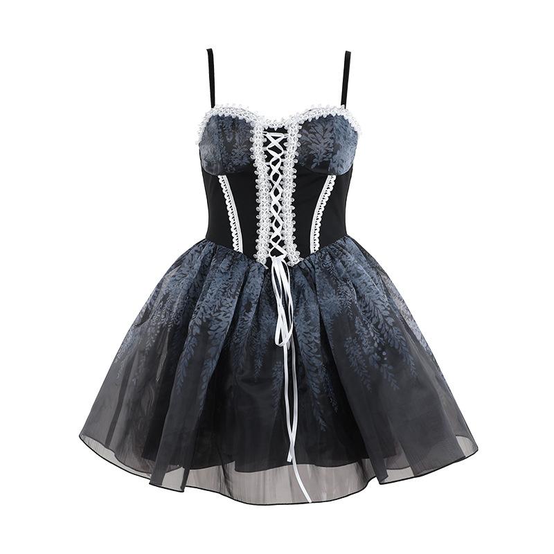 Lace hem sweetheart neck lace up print ruched cami mini dress