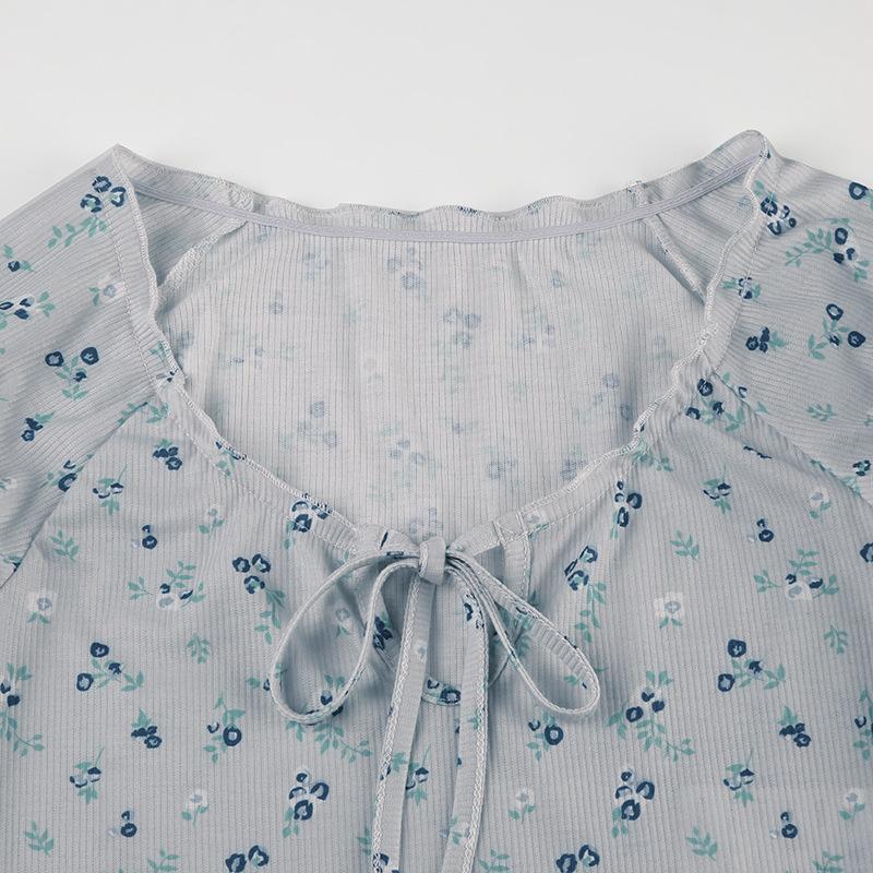 Short sleeve knotted ruffle ribbed print top