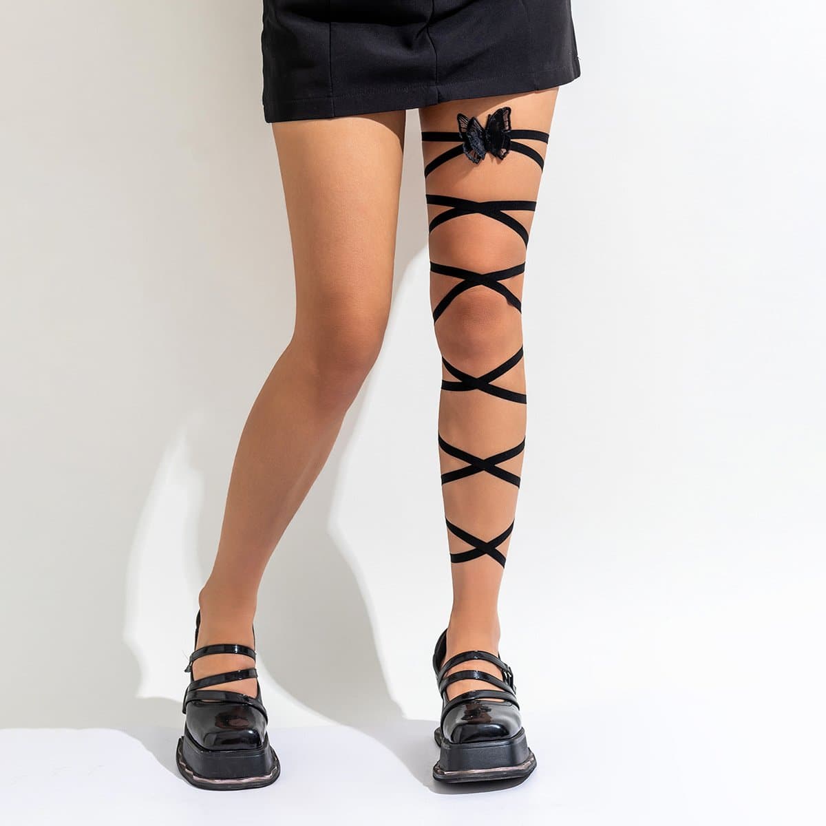 Butterfly applique self tie velvet thigh chain
