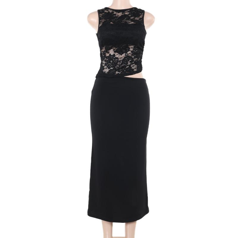 Sleeveless lace hollow out maxi dress