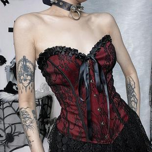 Lace hem cross pendant ruffle tube top