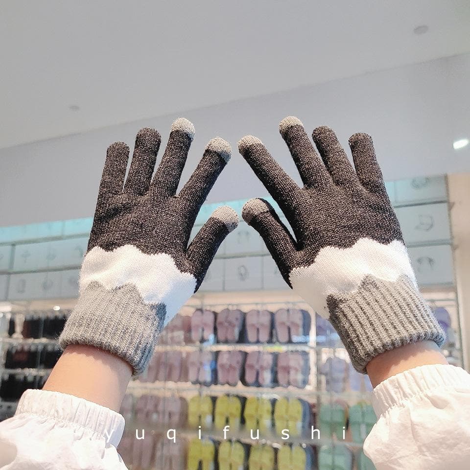 Touch screen knitted patchwork full finger gloves