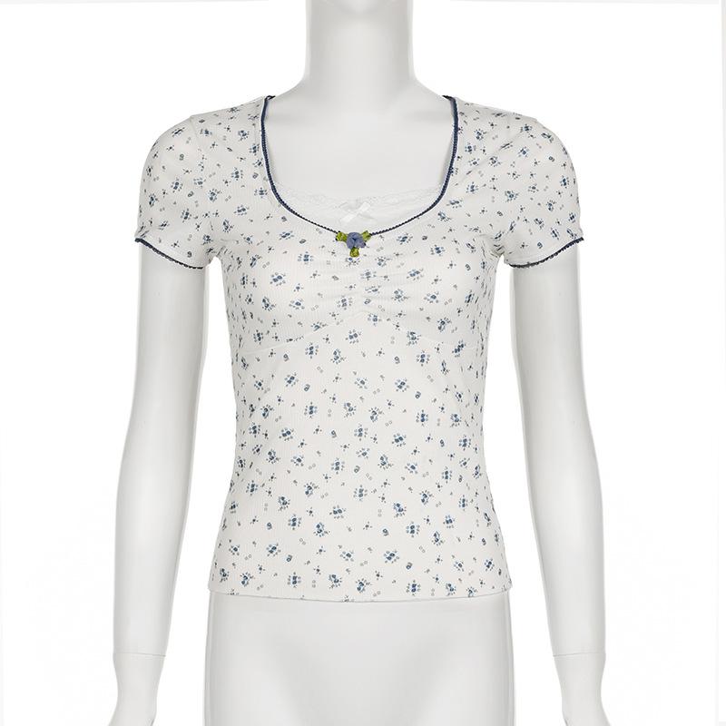 Short sleeve patchwork flower applique print top