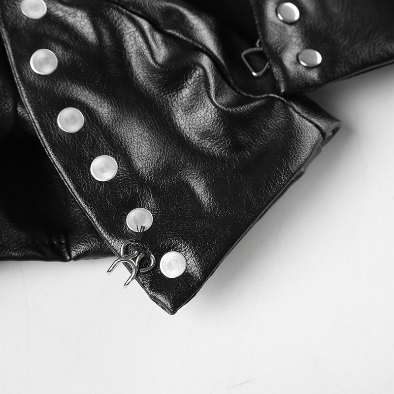 PU leather sweetheart neck long sleeve crop top