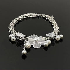Flower decor faux pearl choker necklace