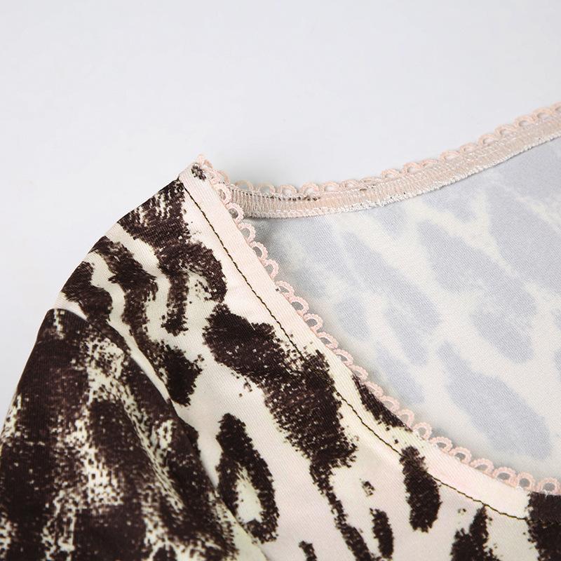 Leopard print long sleeve u neck lace hem top