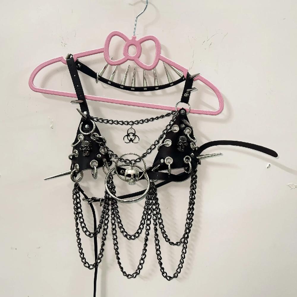 Halter o ring PU leather rivet metal chain mini skirt set