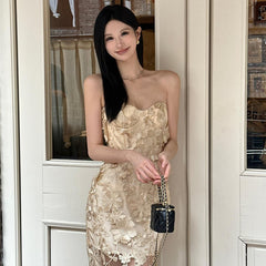 Sweetheart neck flower applique tube maxi dress