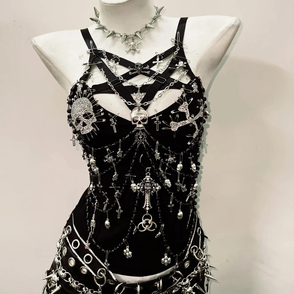 PU leather beaded skull o ring metal chain mini skirt set
