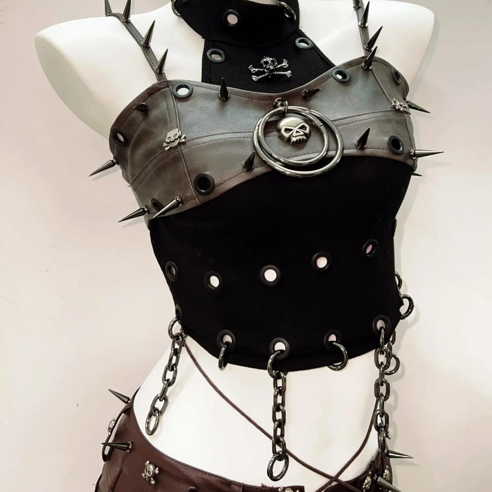 Halter PU leather o ring rivet skull short pant set